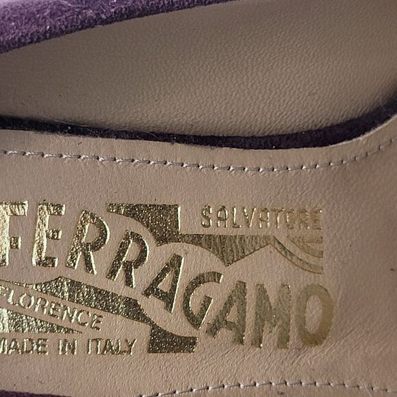 Salvatore Ferragamo Suede Pumps Burgundy Leather Trim Round Toe Stiletto Heels - Picture 8 of 9